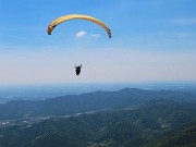 68 Si vola in alto sulle colline 